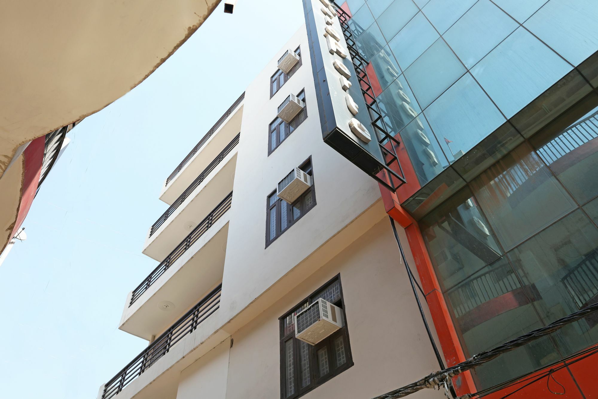 Super Hotel O Mahal Nova Deli Exterior foto